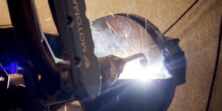 Robot za varjenje Motoman HP20-6