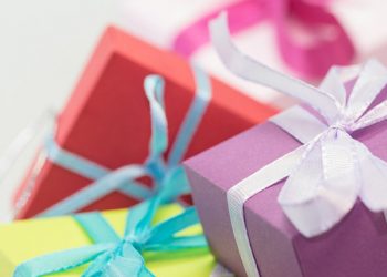 10 klasičnih rojstnodnevnih daril