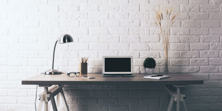 Kako izbrati namizno svetilko?